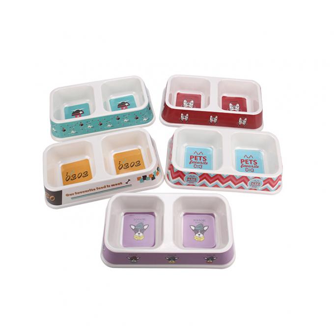 Doppio piatto di plastica per cani e gatti con acqua di buona qualit&agrave; 3